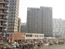 位置好,一楼下跃带花园,南北通透,采光视野好