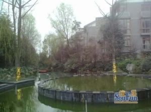泓坊河畔4室2厅北南