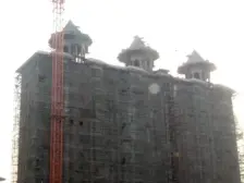 地铁口,精装修通透小高层,得房率高,有仓库和露台