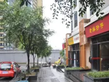 南坪海峡路轻轨站旁东原翡翠明珠4房出售