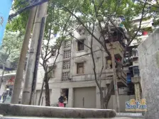 大礼堂车站背后 楼梯房户型方正 采光好 出行方便