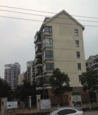 此房户型方正,全屋地暖,空调,采光好通风好