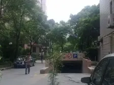 虹桥路高区电梯3房,视野好,阳光充足,诚意出售!