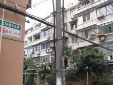 地铁口双南户型 阳光充足, 生活配套齐全,