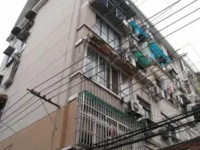 地铁口双南户型 阳光充足, 生活配套齐全,