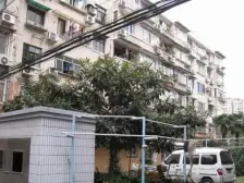 虹桥路上版式3房,适合一家人居住。楼层好,采光佳