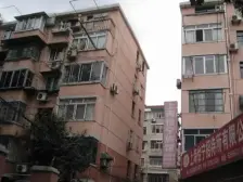 地铁口小户型 此房满五年税费少,精装一室全明户型