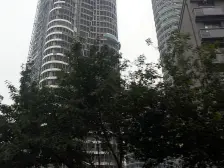 石碾盘公交站 龙湖天街 次新盘 精装一室 明卫 有阳台