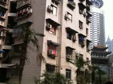 视野开阔 洪崖洞旁 交通便利配套完善