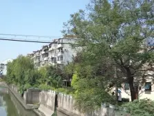 近地铁,现场实勘,随时看房,新上房源,带院子