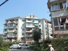 周家湾小区,双南户型,全明,采光充足,中间套,位置好。