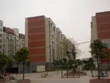 光电路 龙湖观山水四房182万