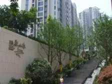 精装三室,价格美丽,拎包入住