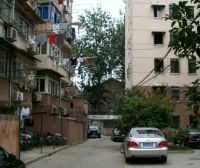 百年新华lu低总价精装全明一房中间楼层