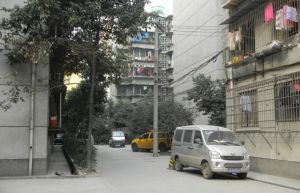 双清南路4号2室2厅东西