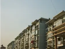 新式里弄,采光充足,小区中心位置,主卧朝南