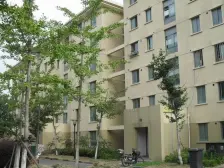 一梯两户,带采光天井,大开间,交通便利,一楼送花园,随时看房