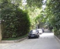 新华路261弄2室0厅西南