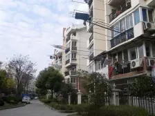 方正户型大三房 中间楼层采光好。有钥匙,看房方便