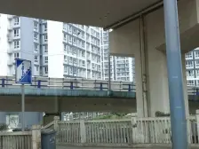 李子坝佛图关旁中间楼层方正两房