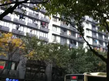 三峡广场 沙铁村小区二房36万