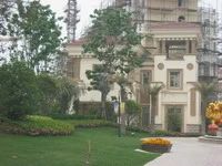 此房上叠精装修,电梯洋房,拎包入住,居住方便舒适