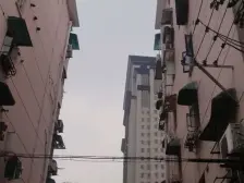 近江苏路地铁,中间楼层的南北两房,光线视野好!