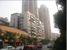 马王坪 公交车站背后 烟草公司旁 带电梯 业主诚心出售