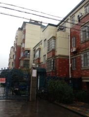 顶复带露台 ,小区中间位置,看房方便