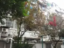 此房满五南北格局,邻中山公园,采光视野好,配套齐全