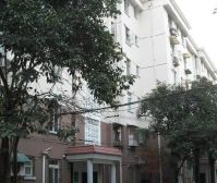 开窗就是中山公园景观北房间看苏州河景观南北两房