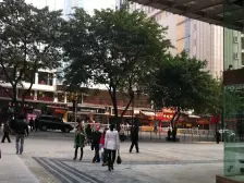 朝天门东和湾小区,看江,看江北嘴,顶楼带露台