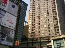 朝天门东和湾小区,户型方正,住家装修,看江