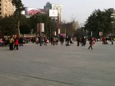 朝天门东和湾小区,电梯房 户型方正,采光好