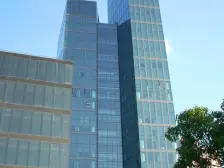 上海保利广场 陆家嘴江景 面积680-1900平整层出租