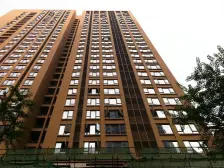 步行街 新天泽国际广场三房81万