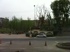 俊峰香格里拉 4室1厅 东南