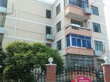 一楼朝南双天井,采光好,满五