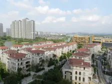 锦绣山河朝南看湖景四房三卫 业主诚心出售 价格可谈