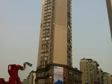 近新山村轻轨站,近菜市场,物管费低