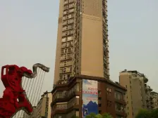 位于大渡口步行街的居家两房 出行方便 生活配套完善