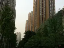 房子交通便捷,各种生活配套很成熟