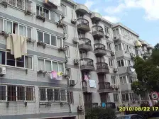 主卧朝南,环境优美,居家装修,价格好谈