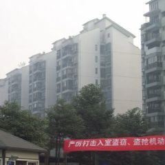 青龙乾院A区3室1厅西