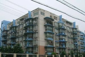 交大智能八期1室1厅东南
