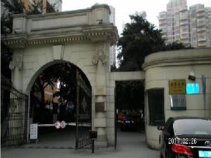 启明公寓3室2厅南北
