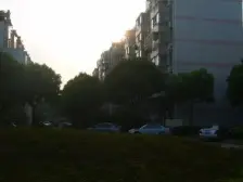 地铁口东城花苑一村三房 业主诚意出售,看房随时