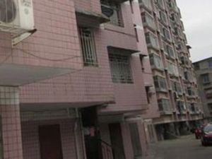 环保路单位宿舍,3房,楼层适中,户型方正,出行方便