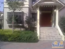 此房手续齐全,格局好,采光好,无遮挡,出行方便