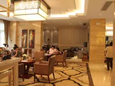 沙正街 郁金香国际公寓二房115万